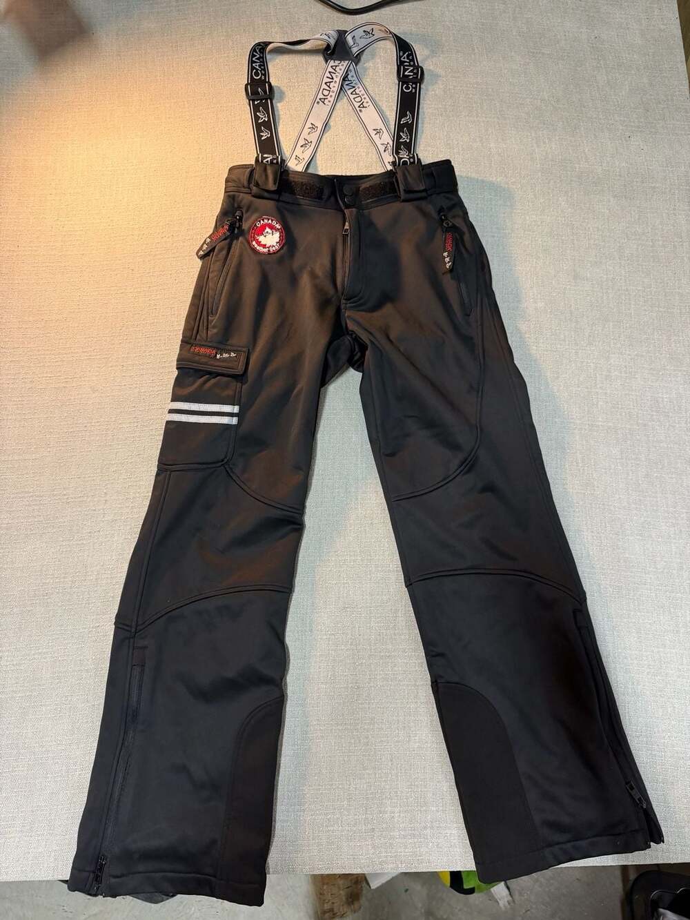Canada Weathergear Black Snow Ski Pants with Suspenders Size S